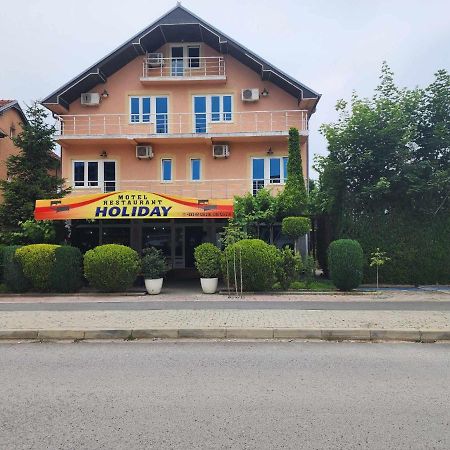 Holiday Ferizaj Dış mekan fotoğraf