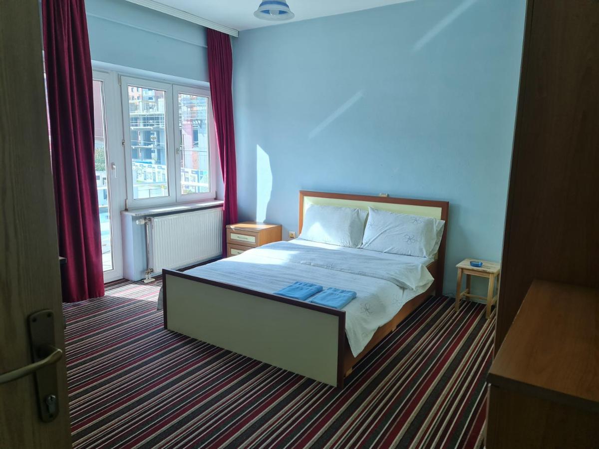 Holiday Ferizaj Dış mekan fotoğraf