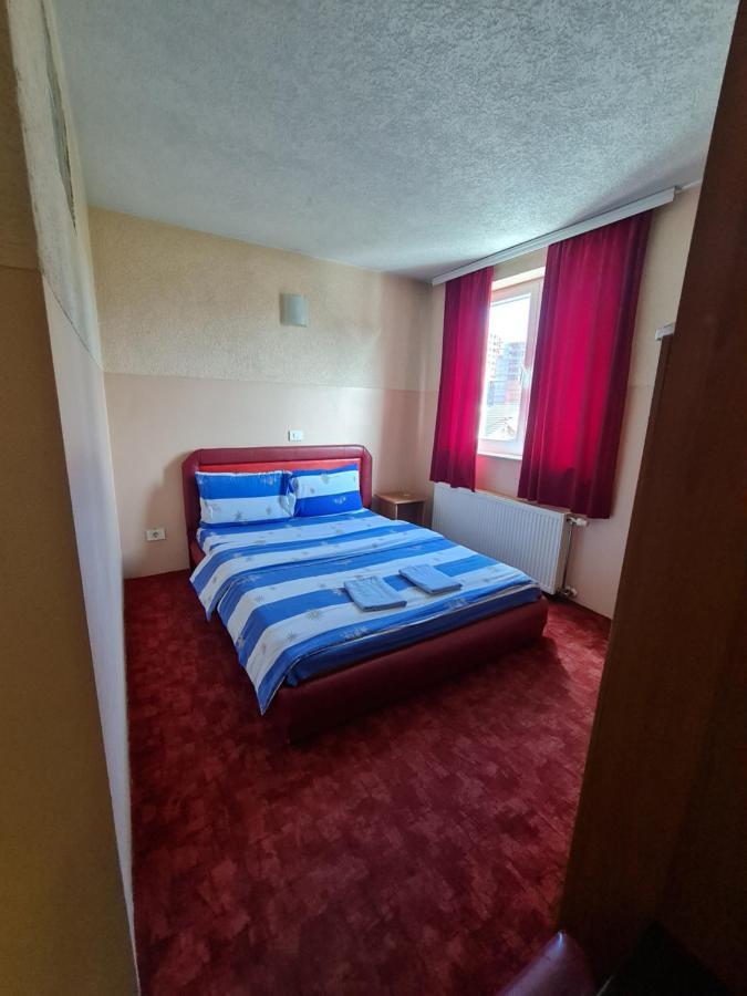 Holiday Ferizaj Dış mekan fotoğraf