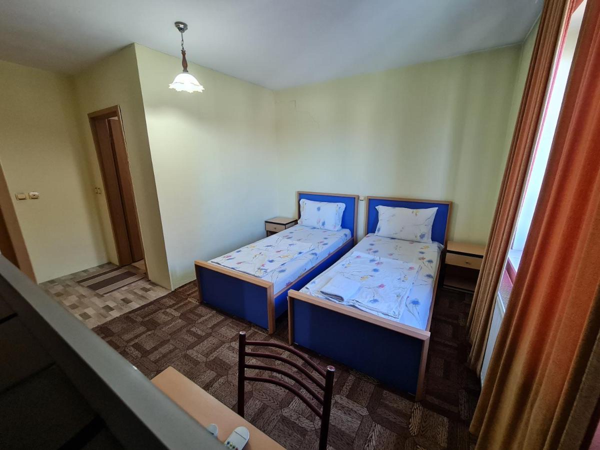 Holiday Ferizaj Dış mekan fotoğraf