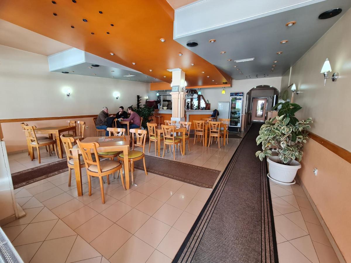 Holiday Ferizaj Dış mekan fotoğraf
