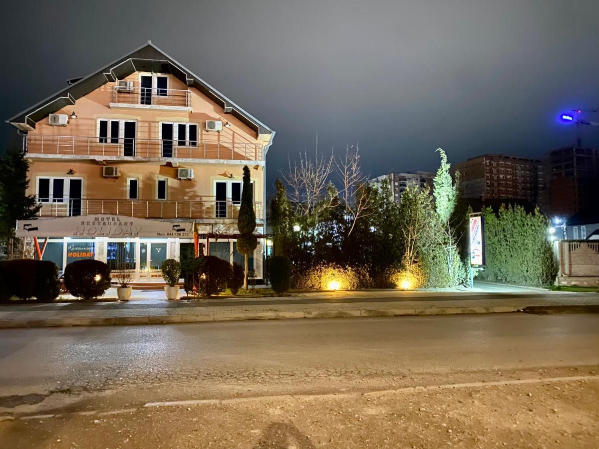 Holiday Ferizaj Dış mekan fotoğraf